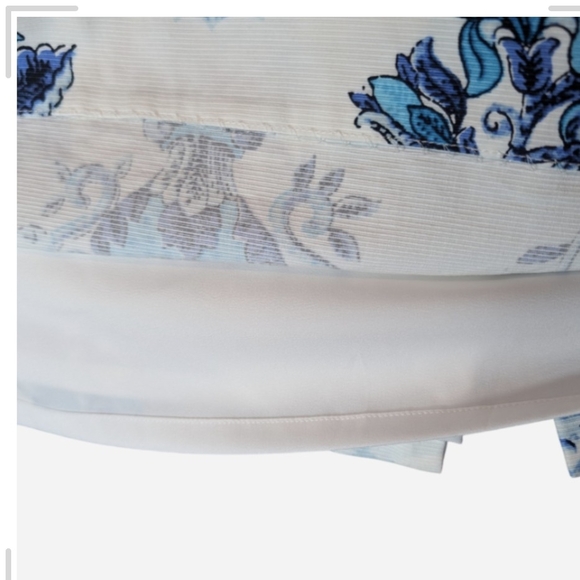 Pre-owned Floral Blue and White Women's Skirt - Picture 6 of 7